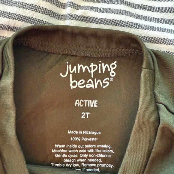 Long sleeve shirts 2T - Picture 8 of 8